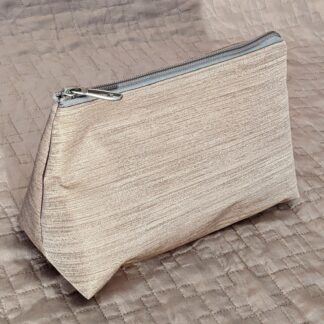 Bag: Make-up bag
