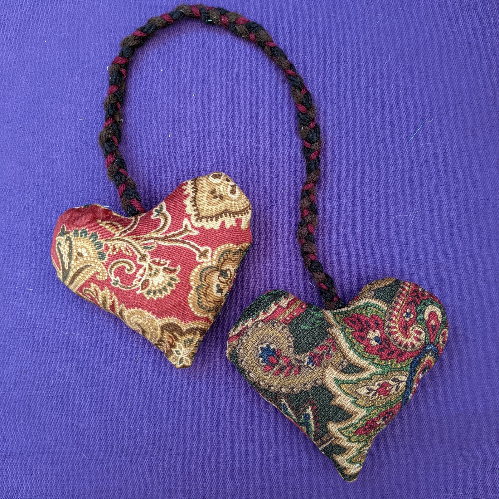 Hearts, hanging - Image 11