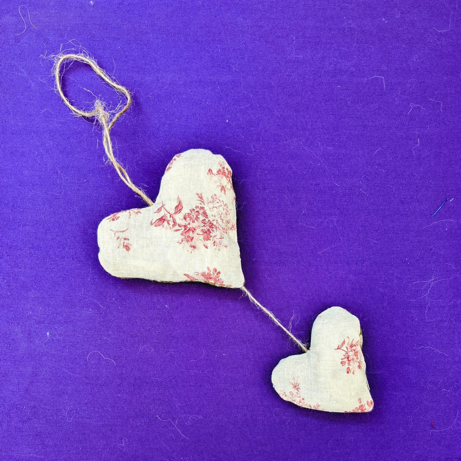 Hearts, hanging - Image 4