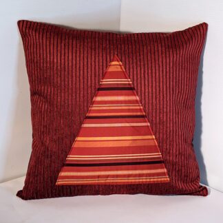 Cushion: Holiday tree burgundy cushion single
