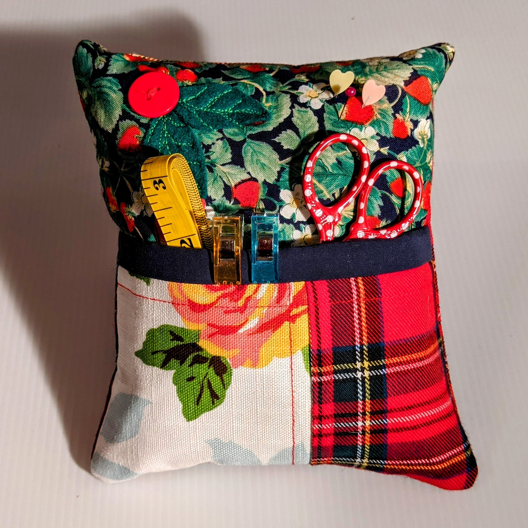 Pillow Pocket Pincushion Sewing Kit - Image 7
