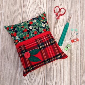 Pillow Pocket Pincushion Sewing Kit
