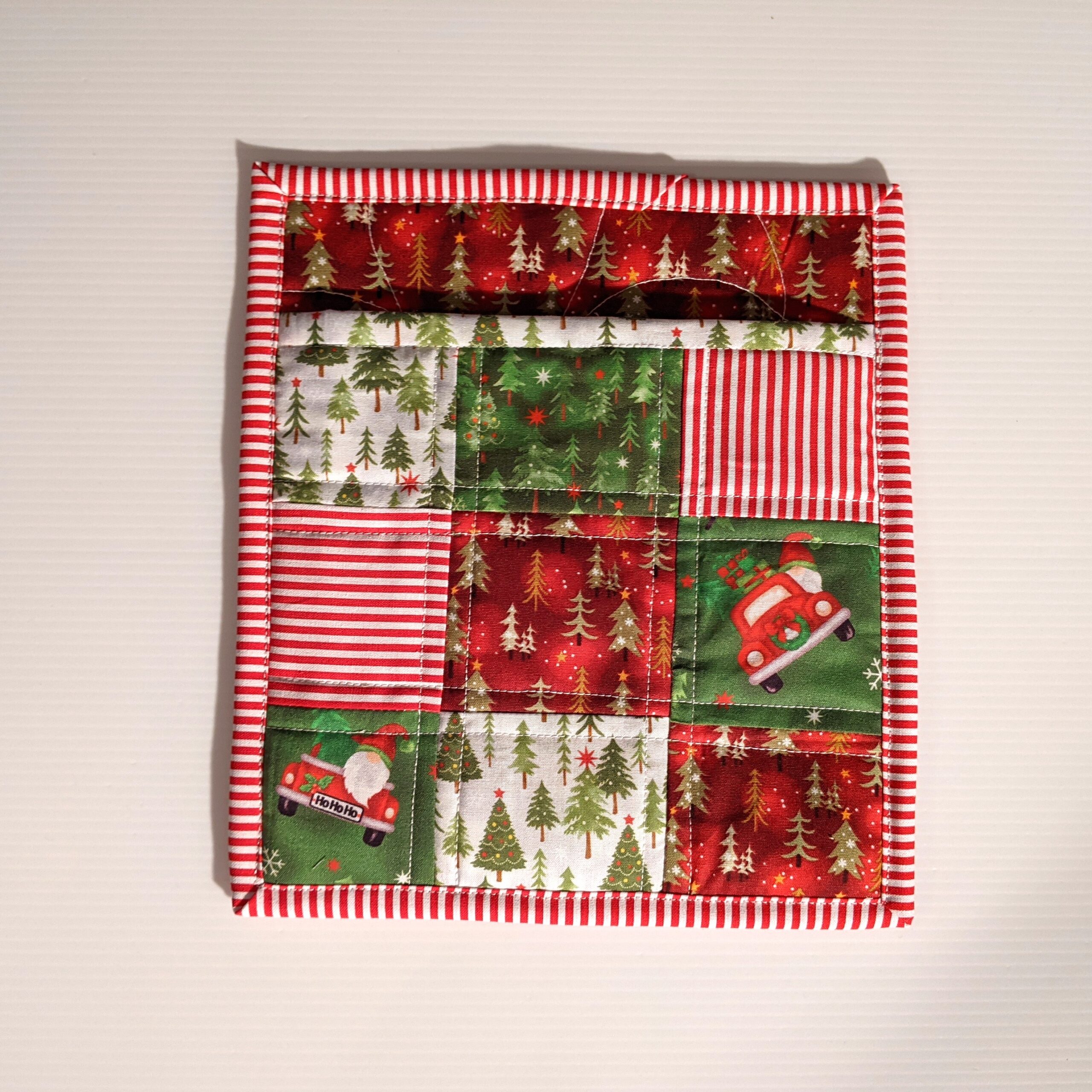 Pot Holder with pocket, quilted