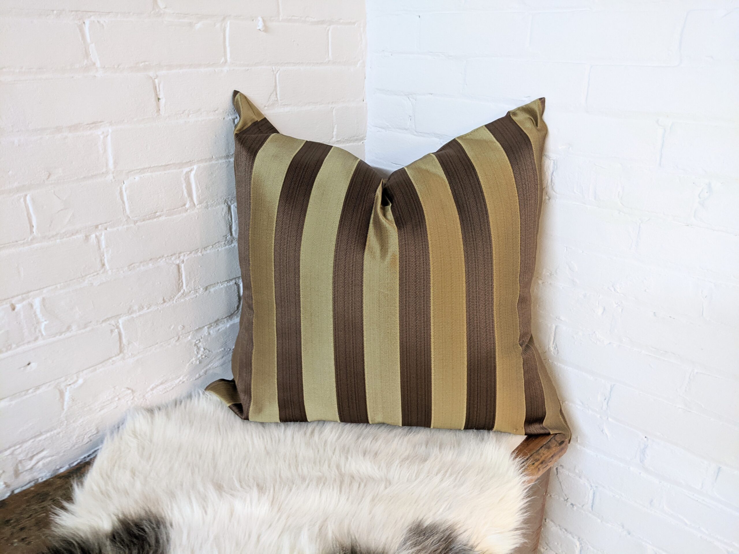 Euro Cushion: Euro antique gold and brown striped pair of cushion covers - Image 3