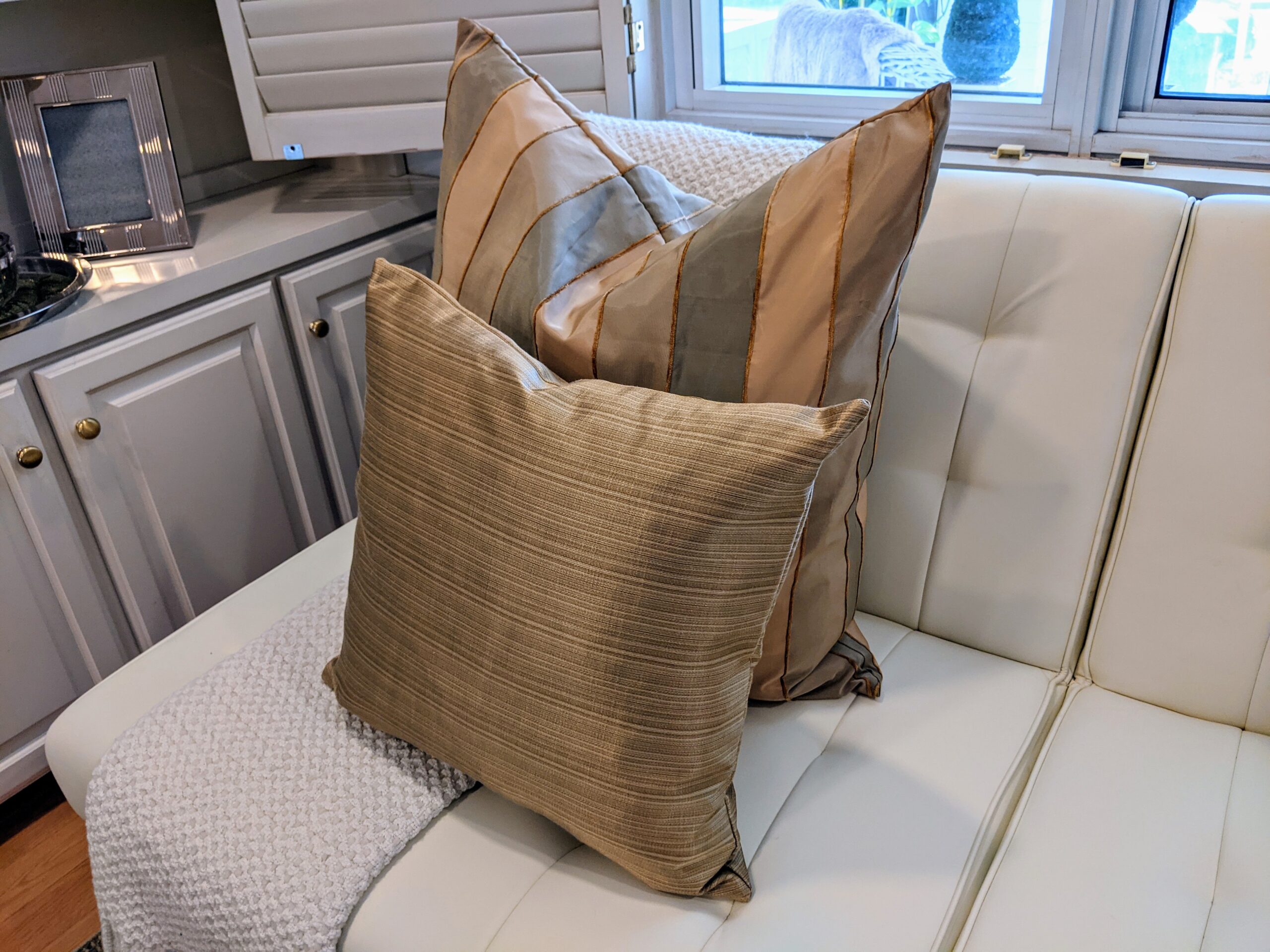 Euro Cushion: Euro gold and beige stripe pair of cushion covers