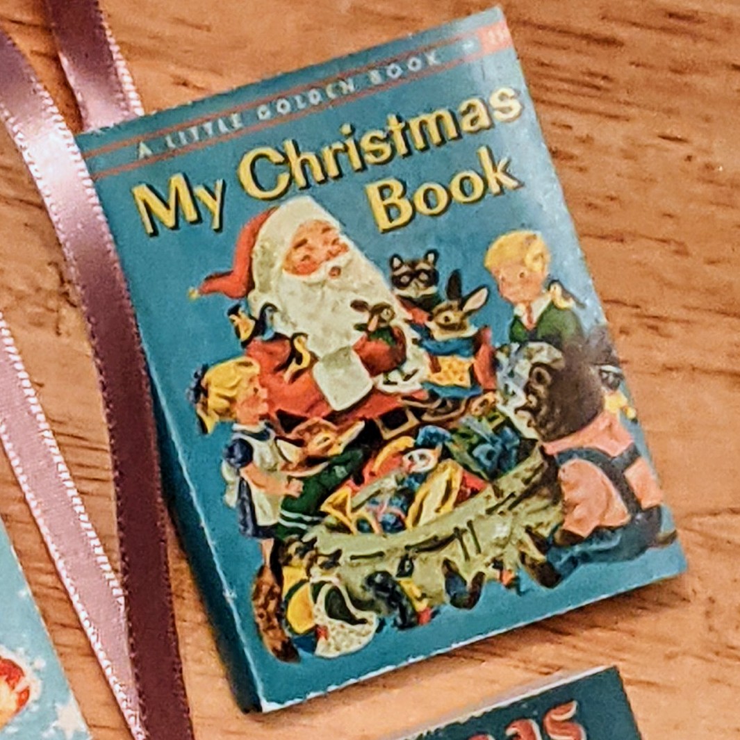Ornaments: Santa Books Set of 4 Mini Books - Image 4
